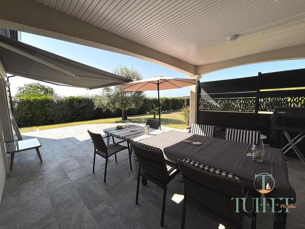 Coup de coeur-Maison de plain-pied de 134 m2 sur 1099 m2 de terrain-Garage 50 m2