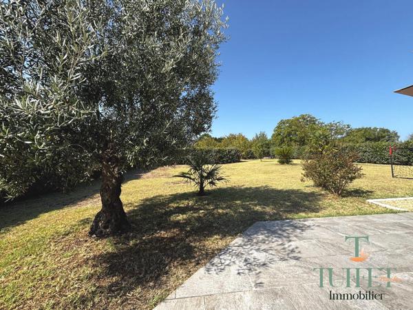 Coup de coeur-Maison de plain-pied de 134 m2 sur 1099 m2 de terrain-Garage 50 m2
