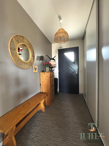 Coup de coeur-Maison de plain-pied de 134 m2 sur 1099 m2 de terrain-Garage 50 m2