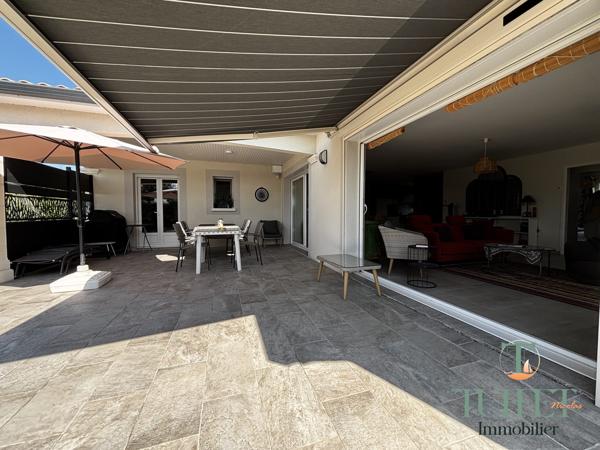 Coup de coeur-Maison de plain-pied de 134 m2 sur 1099 m2 de terrain-Garage 50 m2