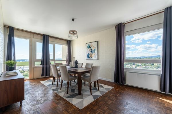 Appartement T4, 3 chambres, 100m2, balcon et cave