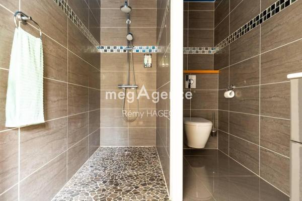 Appartement à LA GARENNE-COLOMBES, 92250 - 8 pièces 185m²