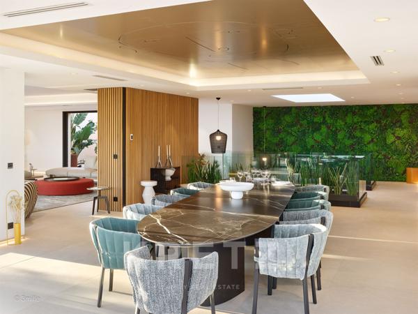 Luxueuse villa vue panoramique sur la mer