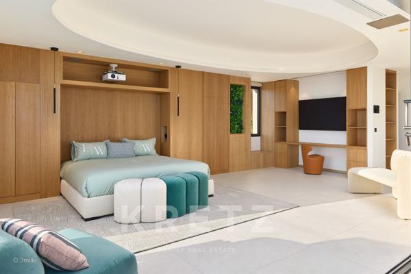 Luxueuse villa vue panoramique sur la mer