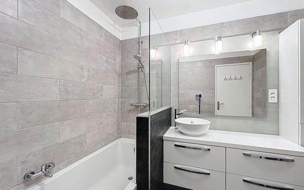 Appartement à vendre    4 pièces • 94,40 m2 Suresnes