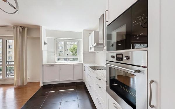 Appartement à vendre    4 pièces • 94,40 m2 Suresnes