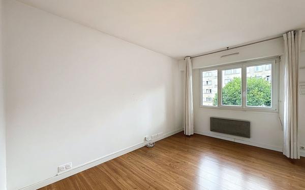 Appartement à vendre    4 pièces • 94,40 m2 Suresnes