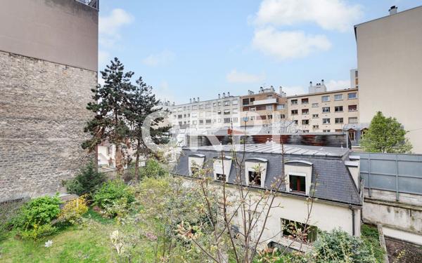 Appartement à vendre    3 pièces • 73 m2 Paris 14