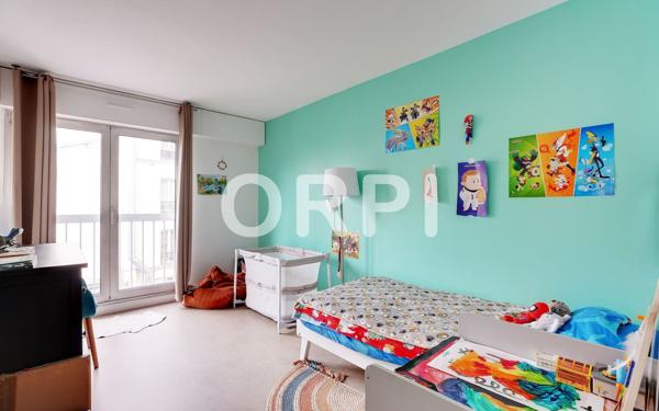 Appartement à vendre    3 pièces • 73 m2 Paris 14