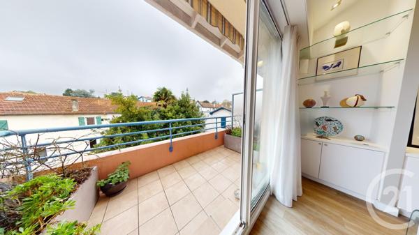 Appartement F4 à vendre  4 pièces - 93,37 m2 BIARRITZ - 64