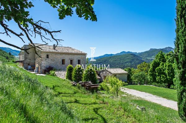 Bastide exceptionnelle — 180 m² sur 2 ha — Sisteron