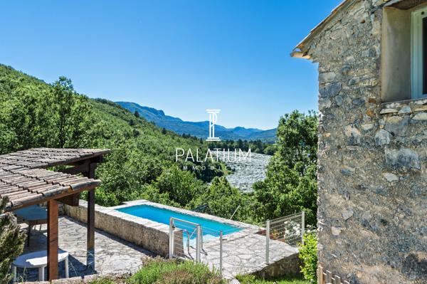 Bastide exceptionnelle — 180 m² sur 2 ha — Sisteron