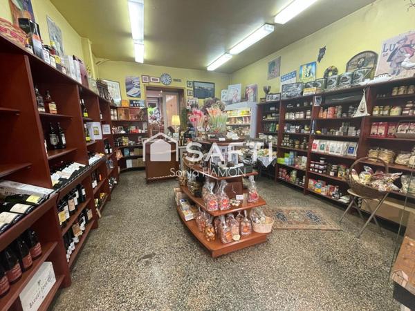 Local commercial sur une place centrale de Morlaix