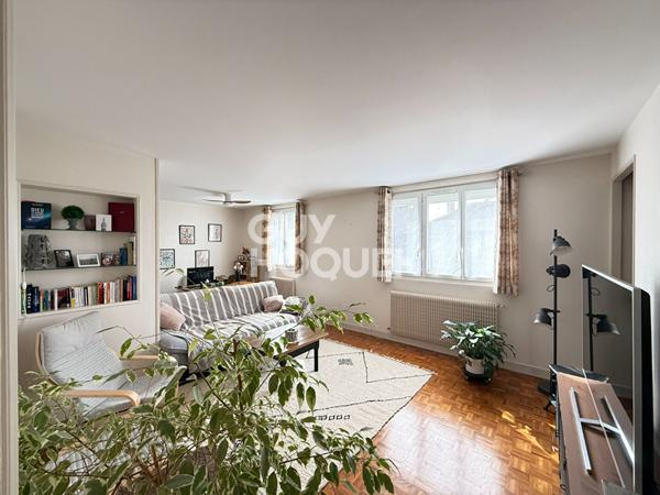 BOURGES - Quartier Hôpital au calme dans une impasse