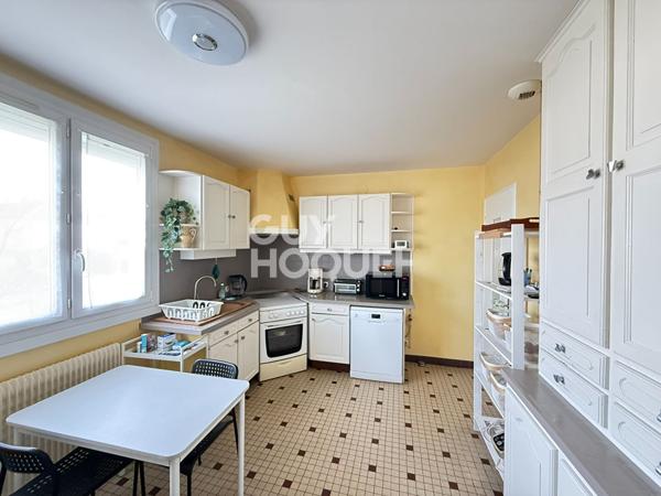 BOURGES - Quartier Hôpital au calme dans une impasse