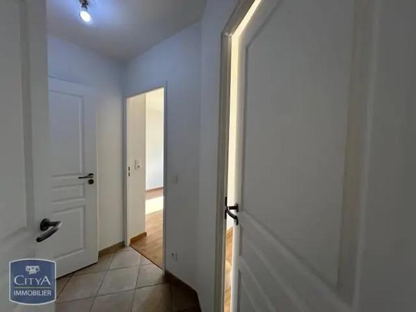 Appartement à louer 3 pièces 55.85m²