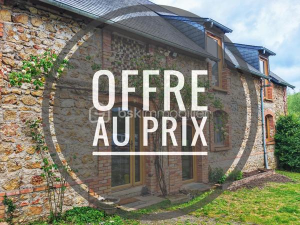 Au calme, au cœur d’un environnement naturel préservé, découvrez cette authentique longère de caractère d’environ 200 m² habitables, implantée sur plus de 13 hectares de prairies, bois et proto-forêt.

La maison a bénéficié d’une rénovation de qualité privilégiant les matériaux biosourcés, permettant d’obtenir un diagnostic énergétique performant. Une partie des aménagements reste à finaliser, laissant aux futurs propriétaires la possibilité de personnaliser certains espaces selon leurs envies.

Les travaux déjà réalisés (entreprises locales) :
•	Pose d’IPN
•	Charpente et couverture (2019)
•	Menuiseries double vitrage à isolation renforcée (2020)
•	Électricité de l’étage refaite en 2025
•	Ballon thermodynamique 250 L (2025)
•	Chauffage par chaudière à granulés et poêle à bois (2018)

Distribution :
Au rez-de-chaussée :
•	Grande pièce de vie traversante et triple exposition de 73 m²
•	Cuisine séparée
•	Buanderie/Local technique
•	WC séparés
À l’étage :
•	3 grandes chambres de 17 à 21 m²
•	Salle d’eau
•	Salle de jeux / bibliothèque de 34 m² avec toit cathédrale
•	Mezzanine à aménager selon vos projets
Travaux restant à prévoir :
•	Rafraîchissement du rez-de-chaussée selon les goûts des futurs acquéreurs
•	Assainissement autonome non conforme

Dépendances :
•	Hangar de 80 m² avec chambre froide
•	Appentis de 20 m² avec barbecue, eau et électricité

Extérieurs :
Le terrain de 13 hectares offre un cadre rare, mêlant prairies, bois et espaces en libre évolution, idéal pour un projet de vie au vert, une activité agricole, équestre, artisanale ou d’accueil. Une mare ainsi qu’un autre petit point d’eau viennent enrichir cet environnement préservé (Charte Natura 2000), favorable à la biodiversité et à la richesse des écosystèmes locaux.

Photos supplémentaires sur demande

Un bien atypique et évolutif, alliant charme de l’ancien, confort énergétique et fort potentiel. Unique sur le secteur.