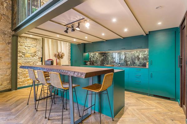 Loft intimiste à la rénovation contemporaine