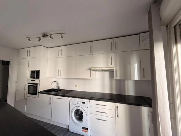Appartement à louer à Courbevoie (92400)