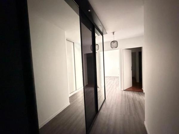 Appartement à louer à Courbevoie (92400)