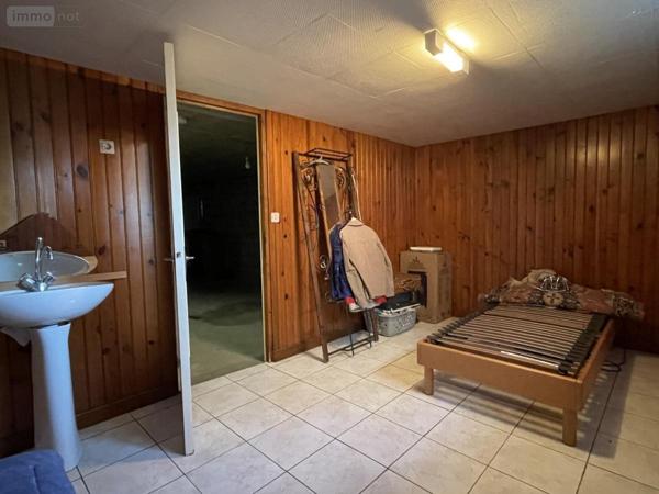 Maison à vendre à Yvré-l'Évêque dans la Sarthe (72530), ref : 72033-392