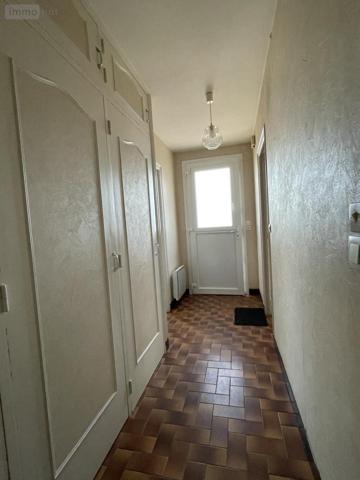 Maison à vendre à Yvré-l'Évêque dans la Sarthe (72530), ref : 72033-392