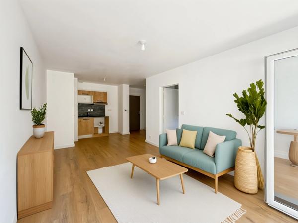 SAINT NAZAIRE PROXIMITE PLAGE PORCÉ ET VIRECHAT SAINT MARC SUR MER - Appartement à vendre 2 pièces - Jardin PRIVATIF - Garage