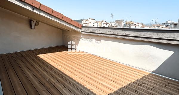 Location Appartement 2 pièces 61 m² - Saint-étienne 42000