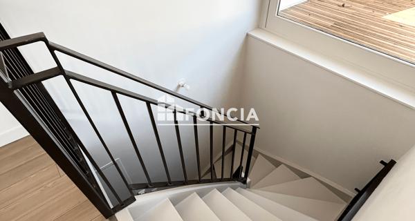 Location Appartement 2 pièces 61 m² - Saint-étienne 42000