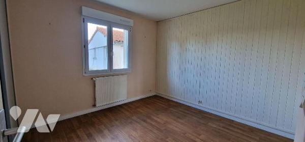 Pavillon de plain-pied à Vendre à Sainte-Radegonde (79100)