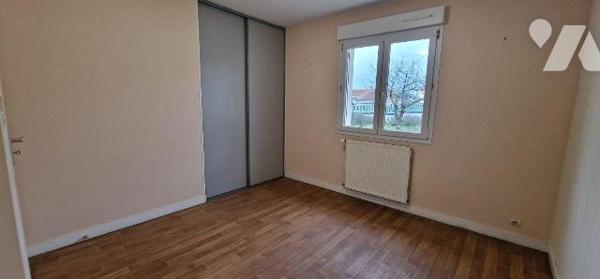 Pavillon de plain-pied à Vendre à Sainte-Radegonde (79100)