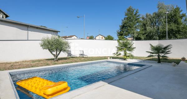 À vendre Maison 4 pièces 100 m² - Rives 38140