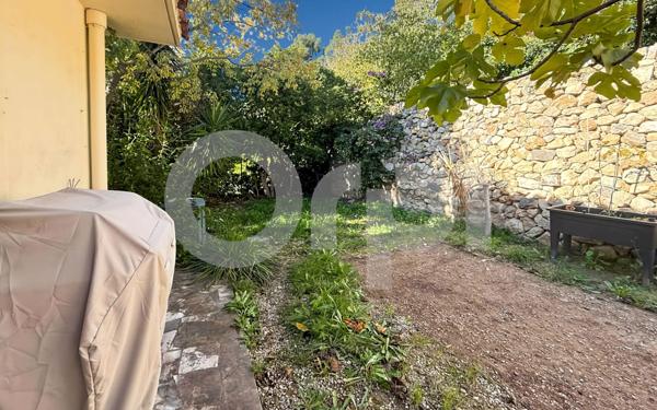 Maison à louer    6 pièces • 220,16 m2 Toulon