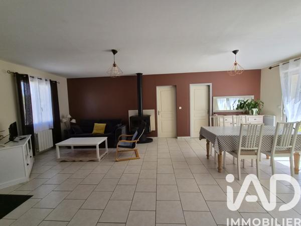 Maison à vendre 4 pièces 74 m² Aigondigné