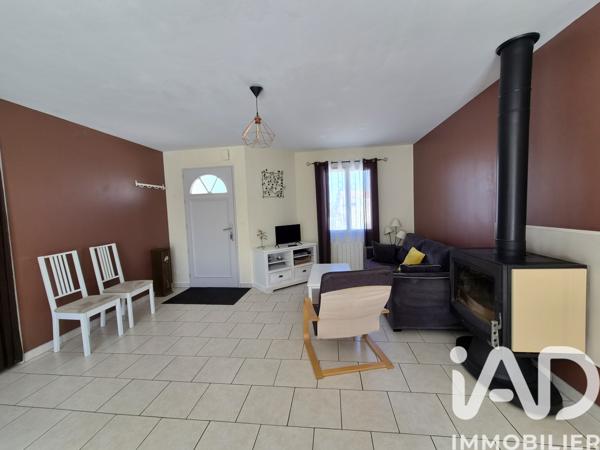 Maison à vendre 4 pièces 74 m² Aigondigné