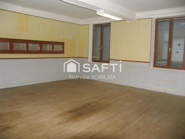 MAGNIFIQUE ENSEMBLE IMMOBILIER de 172 m² habitables à rénover