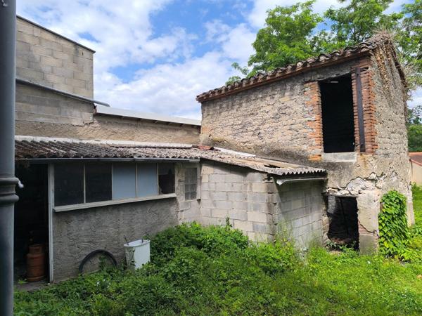 IMMEUBLE +Dépendances + Terrain constructible