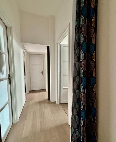 Maison de Ville avec extérieur