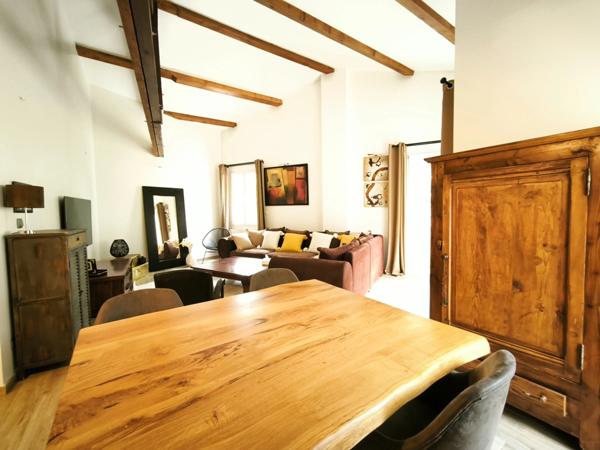 Appartement 4 pièces - 80m²- Balcon- 2 places de stationnement