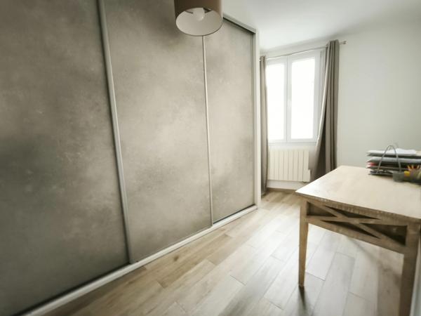 Appartement 4 pièces - 80m²- Balcon- 2 places de stationnement