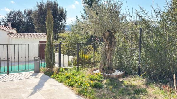 Maison à vendre 6 pièces, 149 m² sur 595 m², année 2014, (classe A)