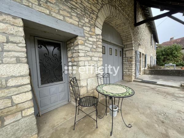 Maison
         5 pièces
        - 123 m²
