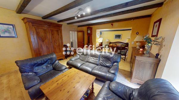 Maison
         5 pièces
        - 123 m²