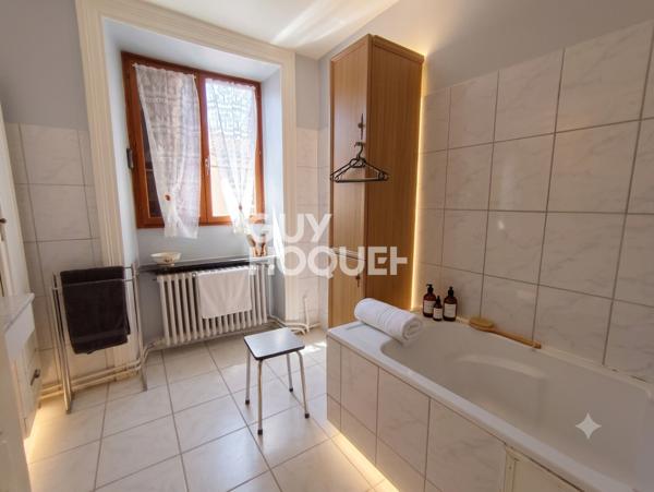 Maison Saint Germain Laval 7 pièce(s) 169 m2