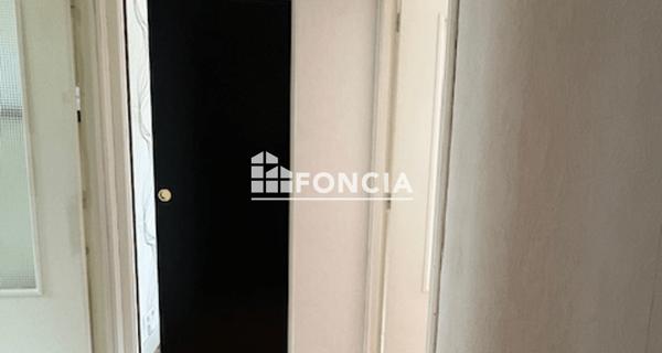 À vendre Studio 36 m² - Charleville-mézières 08000