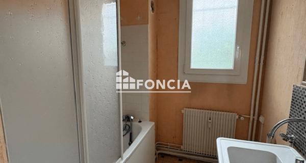 À vendre Studio 36 m² - Charleville-mézières 08000