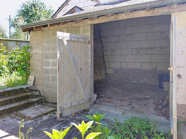Maison
         6 pièces
        - 180 m² 69 500 € *