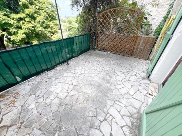 Maison à vendre à Reillanne (Luberon) – 113 m² – 3 chambres – Possibilité 2 logements – Garage et terrasse