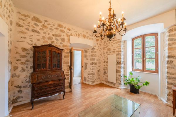A vendre - Château d'exception - Entre Drôme et Haute Provence