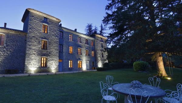 A vendre - Château d'exception - Entre Drôme et Haute Provence
